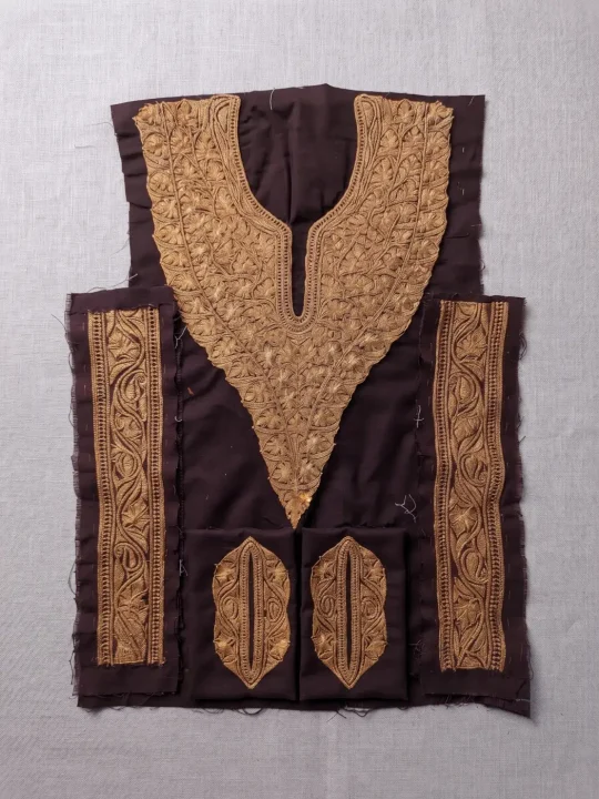 Golden Kashmiri Hand Tilla Embroidery Wine Patch Set