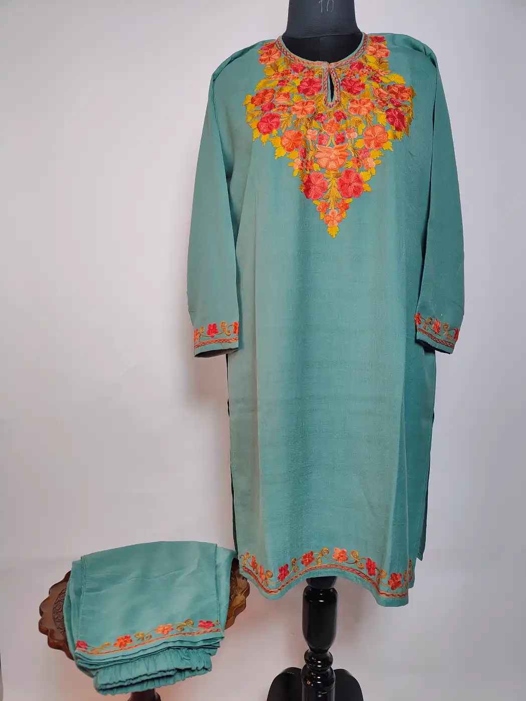Haseen Long Summer Cool Blue Kurti Set with Aari Embroidery