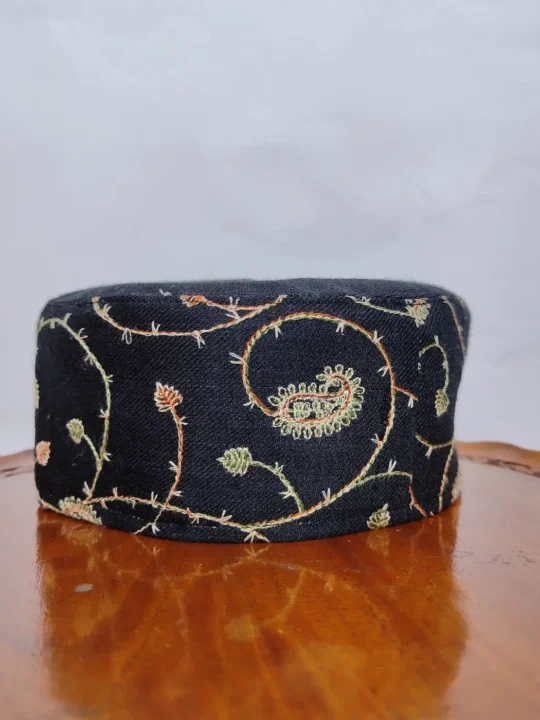 Haseeb Black Toosha Cap with Sozni Embroidery