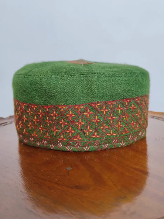 Green Toosha Cap with Kashmiri Hand Sozni Embroidery Sikandar