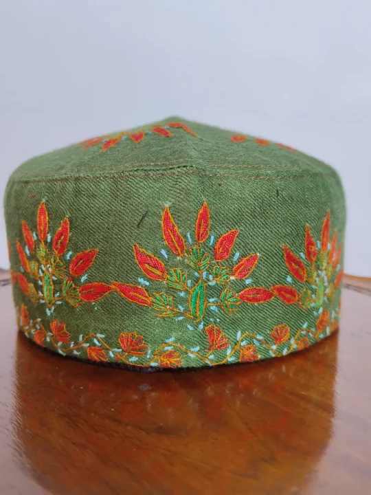 Kashmiri Aabid Green Toosha Cap with Hand Sozni Embroidery