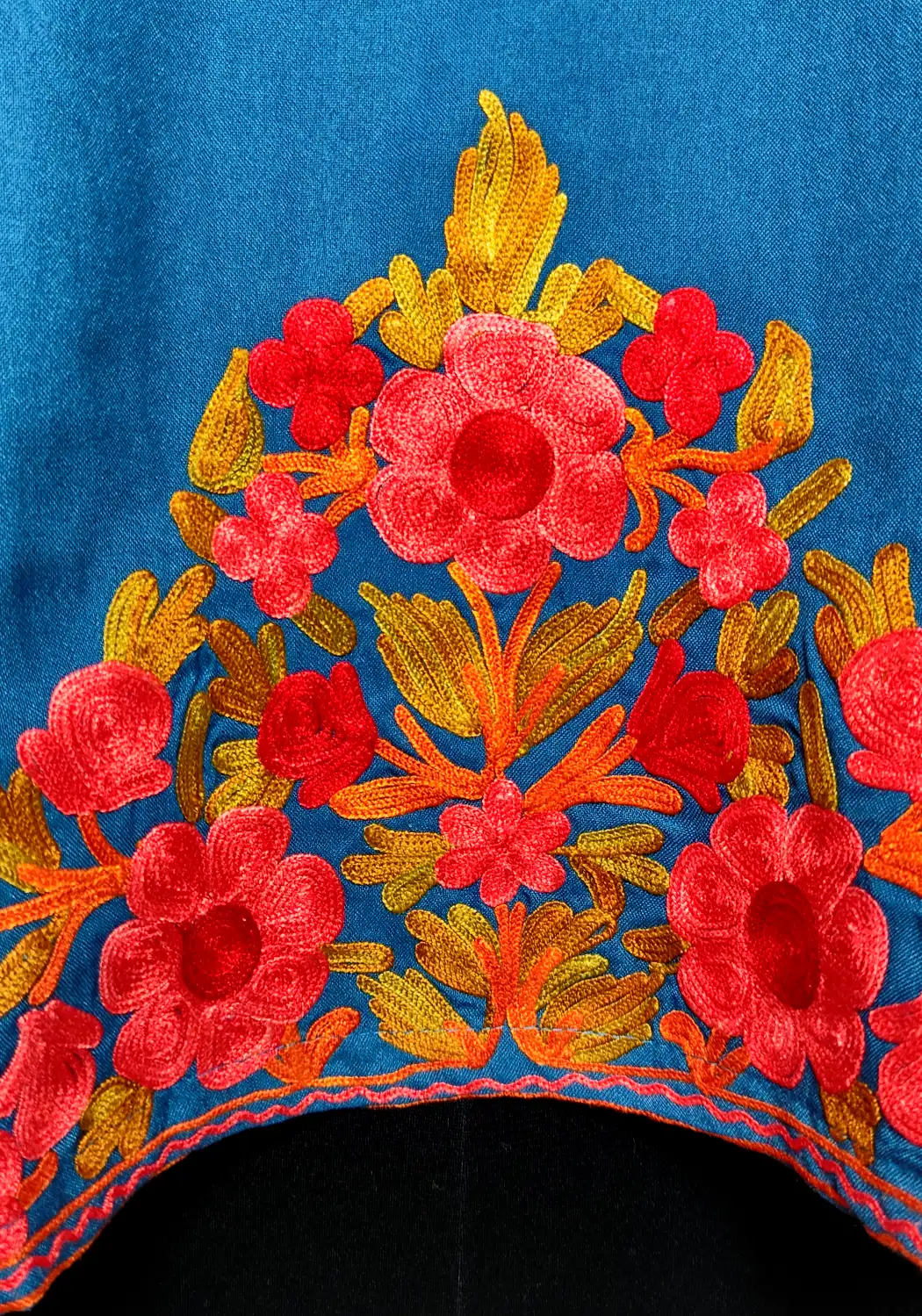 Kashmiri Blue Short Summer Cool Cotton Kurti with Aari Embroidery Huma - Image 3