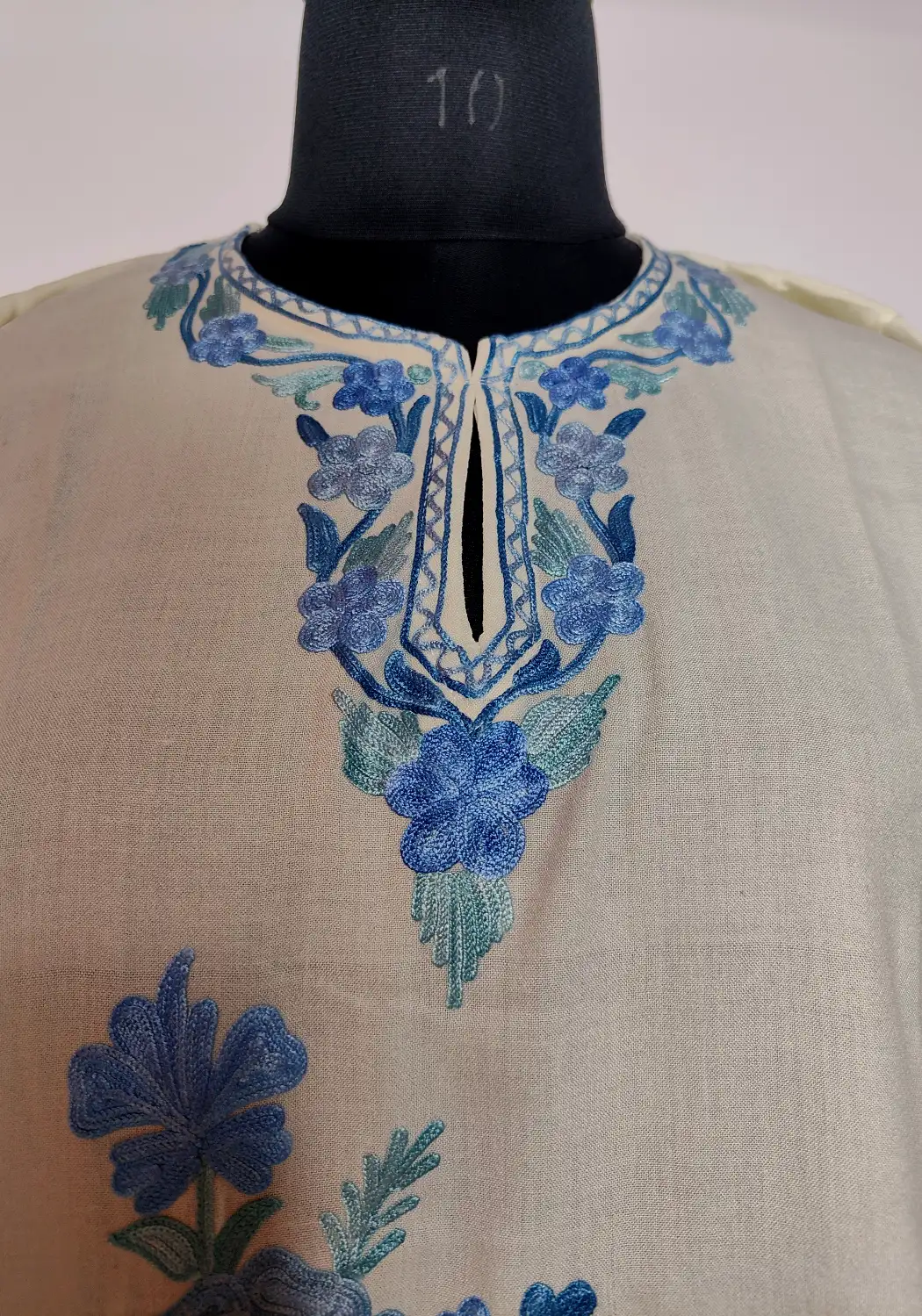 Cream Farheen Kashmiri Short Summer Cool Cotton Kurti with Aari Embroidery - Image 2