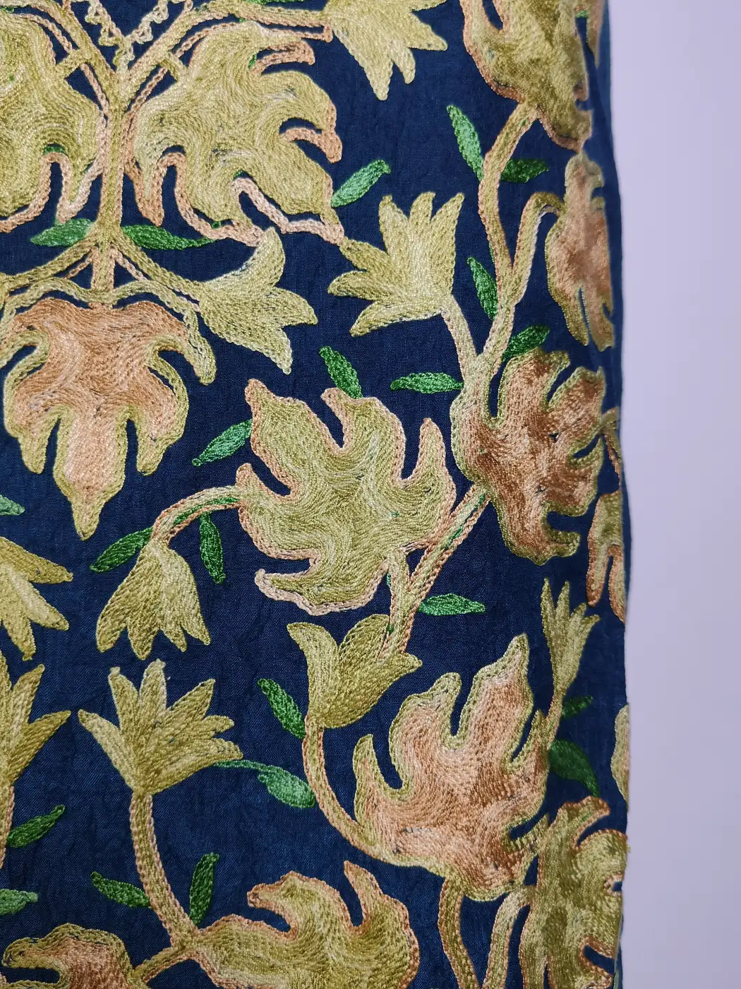 Shehkar Dark Blue 2pc Kashmiri Suit Crush Cotton with Chinari Aari Embroidery - Image 3