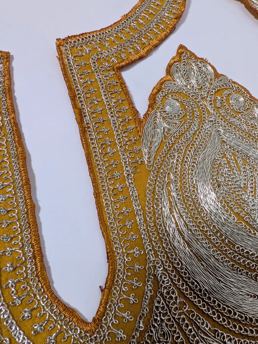 Yellow Patch with Lace and Sleeves Shaheen with Tilla Embroidery - Image 3