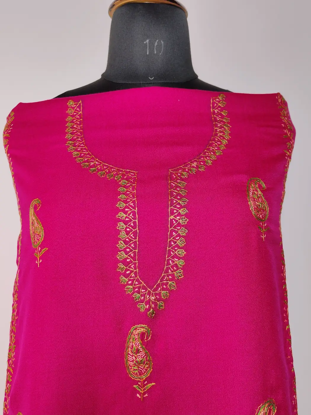 Magenta Kashmiri 2pc Summer Cool Cotton Insaf Salwar Kameez with Hand Sozni Embroidery - Image 3