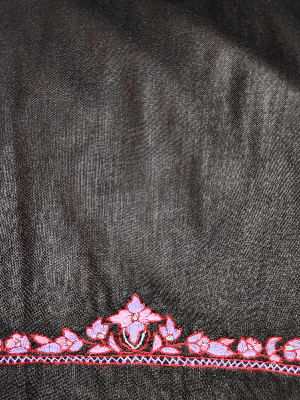 Mehr Black Kashmiri 2pc Summer Cool Cotton Suit Fabric with Hand Sozni Paper Machie Embroidery - Image 4