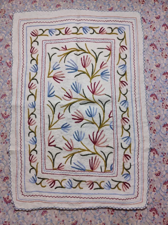 Gulistan Valley Pure Wool Namda in 6×4 ft - Hand Aari Embroidery