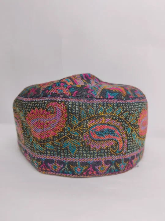 Wharnsby Elegant Kashmiri Kani Cap in Black