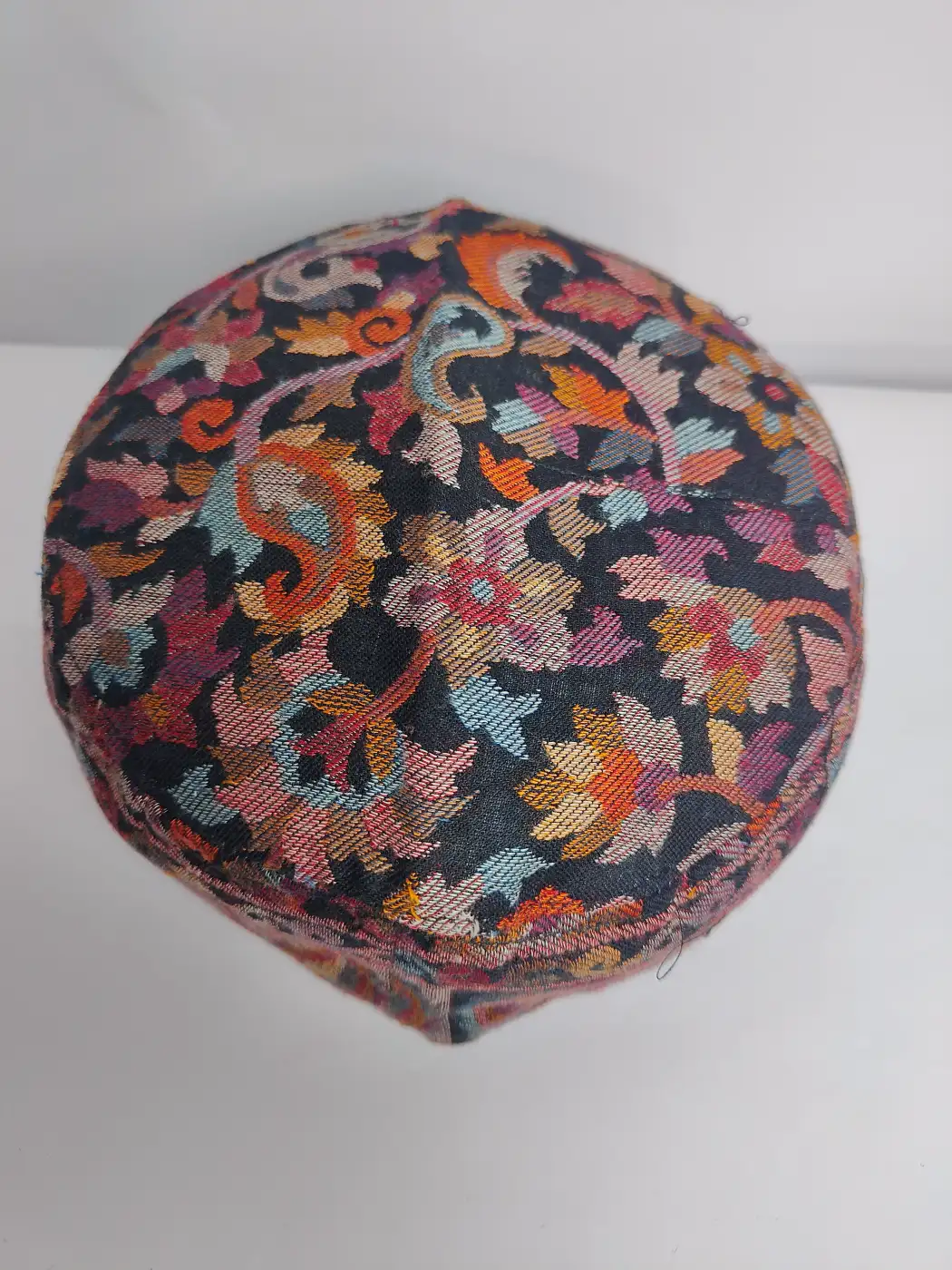 Black Round Kashmiri Kani Cap - Abu Nuwas - Image 3