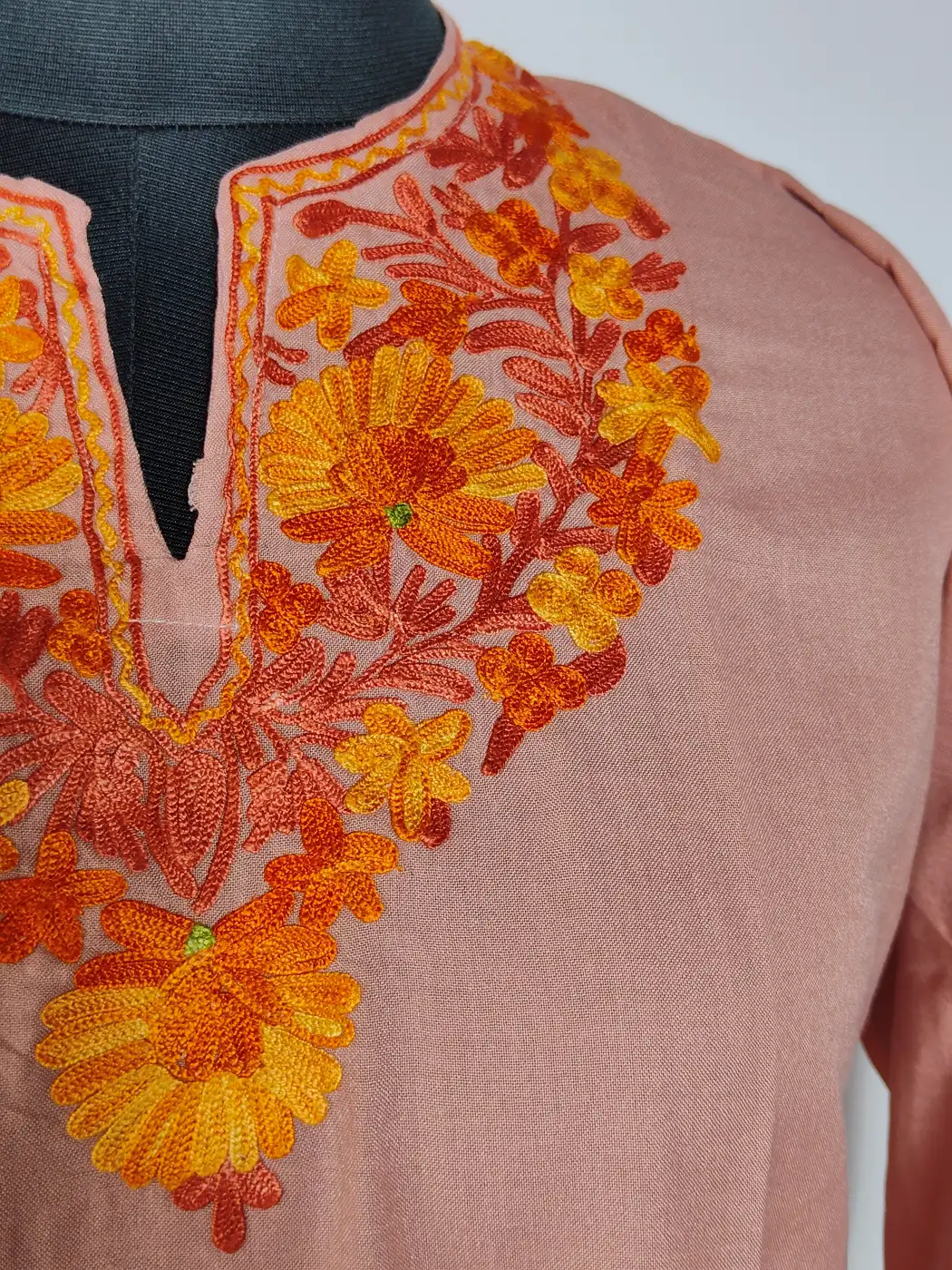 Nunchai Pink Kashmiri Short Summer Cool Cotton Kurti with Aari Embroidery - Image 3