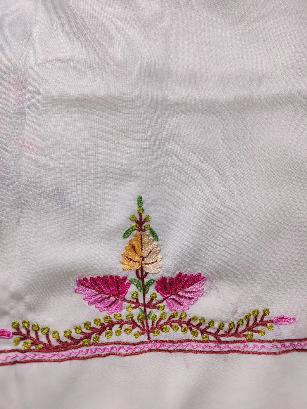 Rafeeq Summer Cool Cotton 2pc White Suit with Hand Aari Work - Image 4