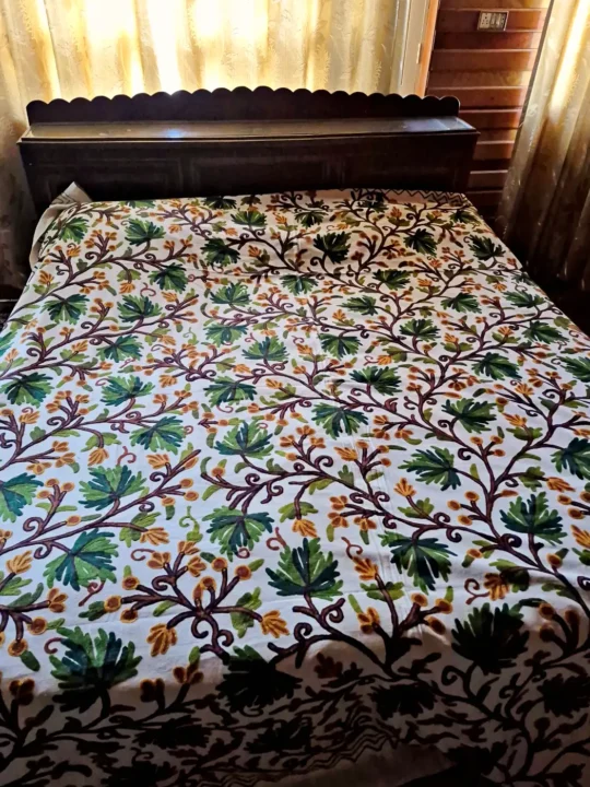 Kashmiri Cotton Bed Cover 5 Piece Set With Crewel Embroidery | Green Chinar Leaves