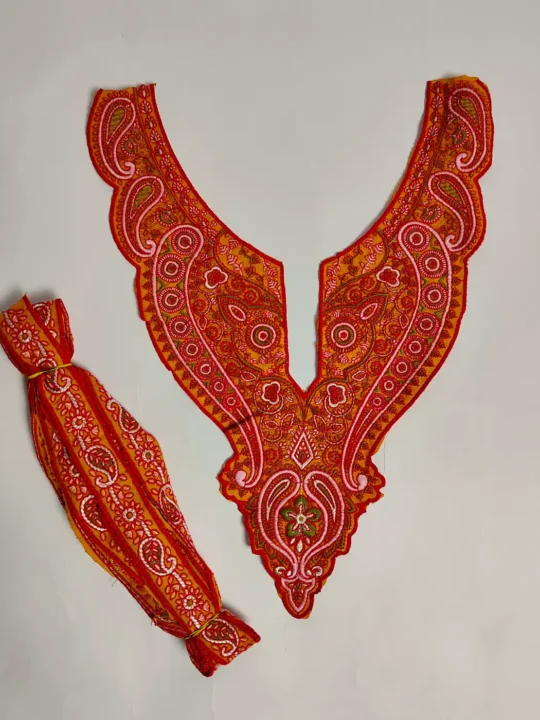 Kashmiri Mustard Naqsh Patch with Lace | Sozni Embroidery