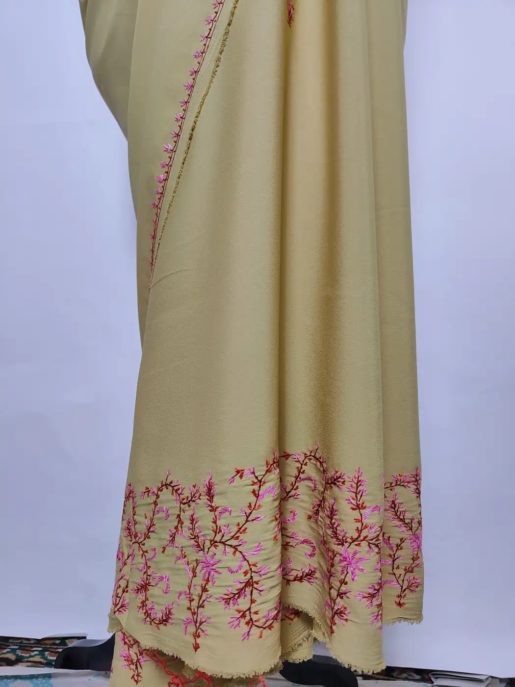 Beige Kashmiri Saree in Crepe with Gulbahar Hand Sozni Embroidery - Image 2