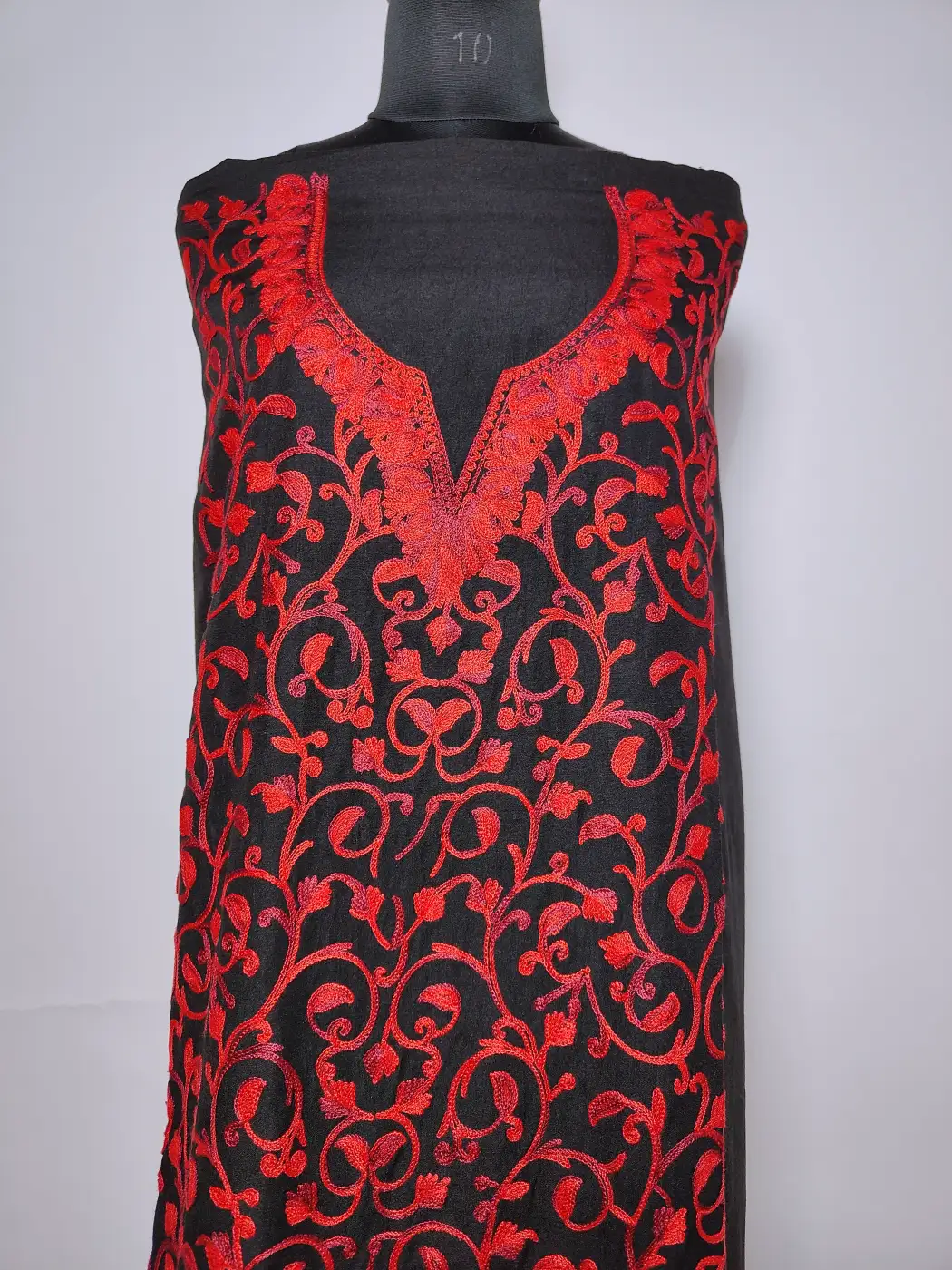 Kashmiri Gulnaz 2pc Suit in Back Crush Cotton Afreen with Aari Embroidery - Image 2