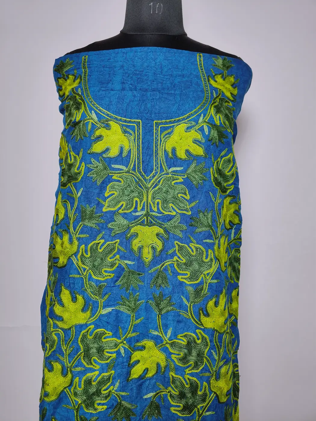 Blue 2pc Kashmiri Suit in Cheshm-i-noor Crush Cotton Bahaar with Chinari Aari Embroidery - Image 2