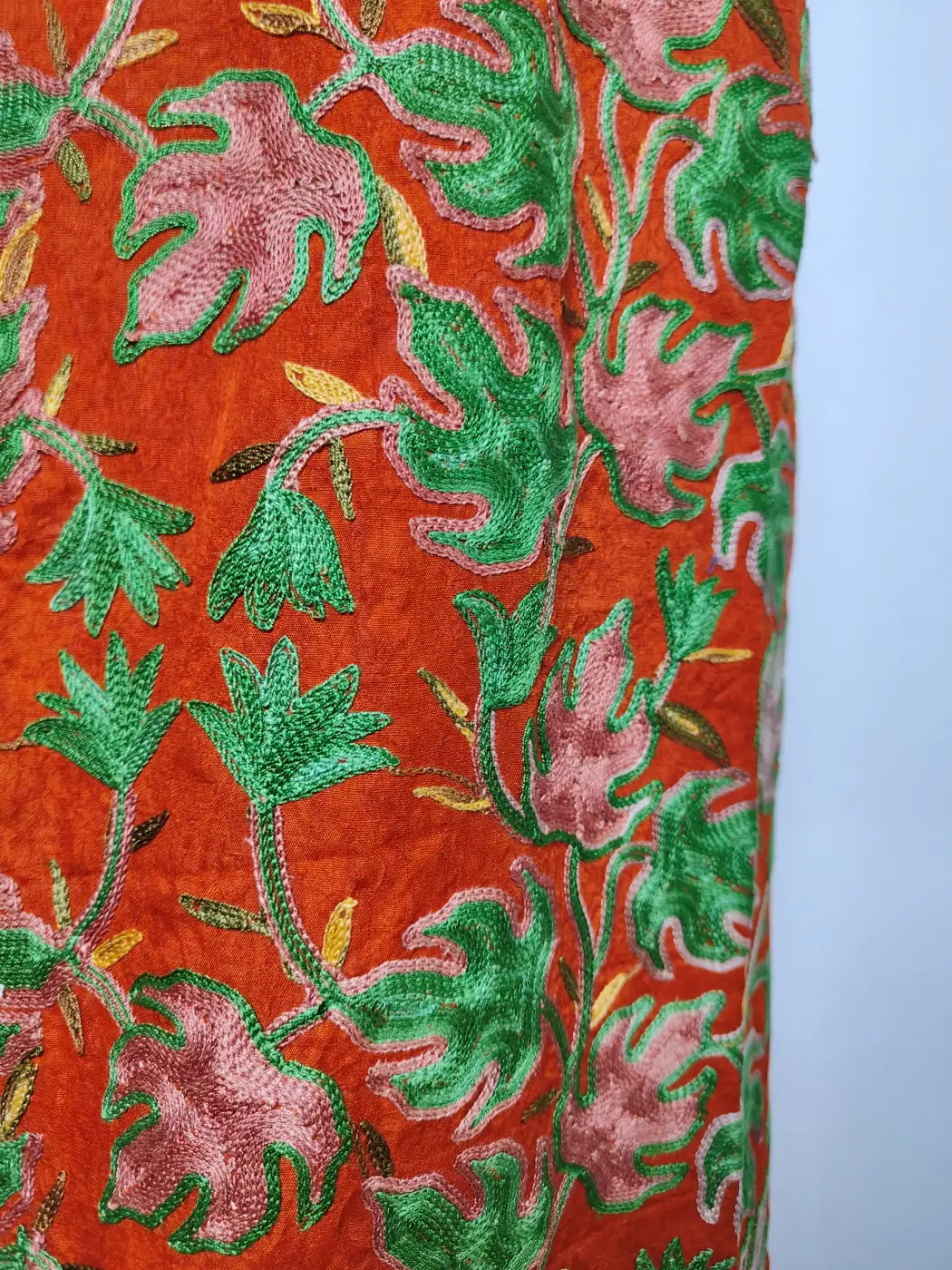 Gulistan 2pc Kashmiri Suit in Red Crush Cotton Bahaar with Chinari Aari Embroidery - Image 2