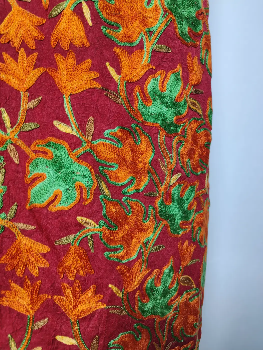 Nigah 2pc Kashmiri Suit in Maroon Crush Cotton with Chinari Aari Embroidery - Image 3