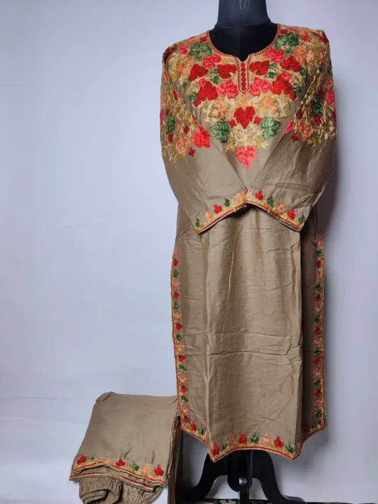 Beige Kurti Set in Rayon Cotton with Front Back Aari Work