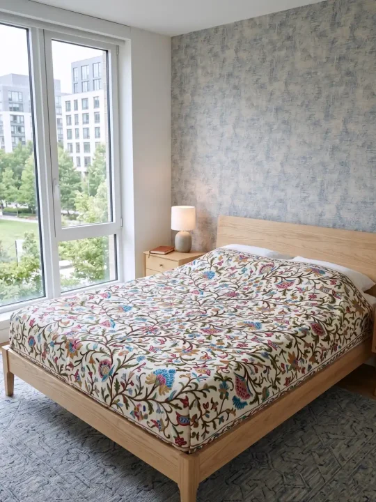 Dal Lake Bedsheet with Beautiful Crewel Embroidery