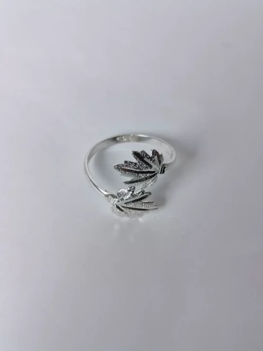 Chinar Shape Ring Gulnar in Pure Silver