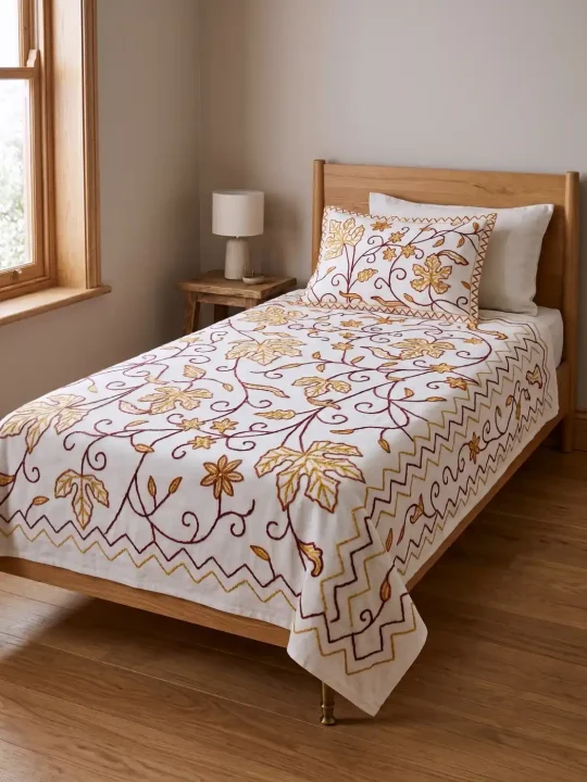 Bed and Pillow Cover with Crewel Handwork from Kashmir