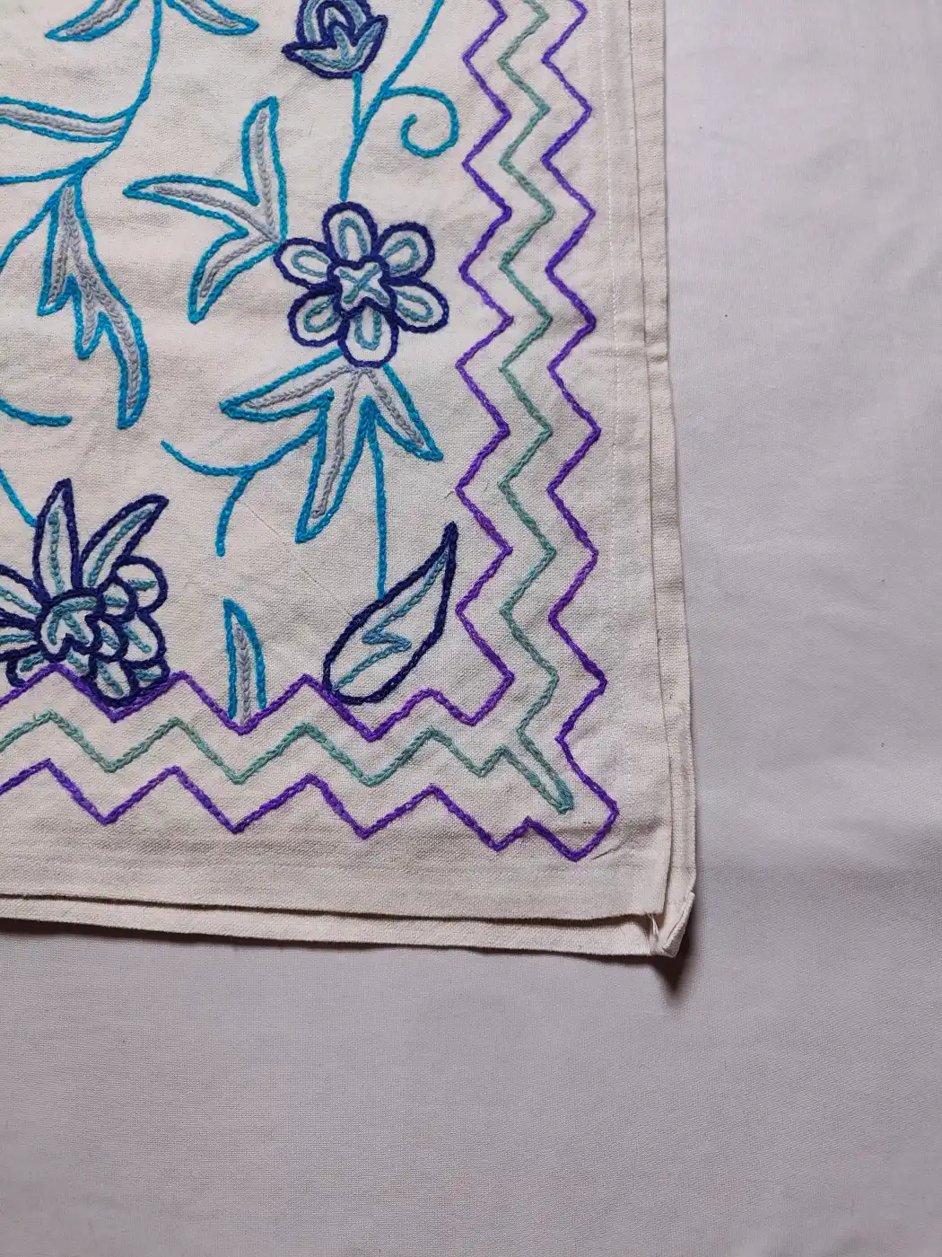 Kashmiri Bed and Pillow Cover with Kasheed Hand Crewel Embroidery