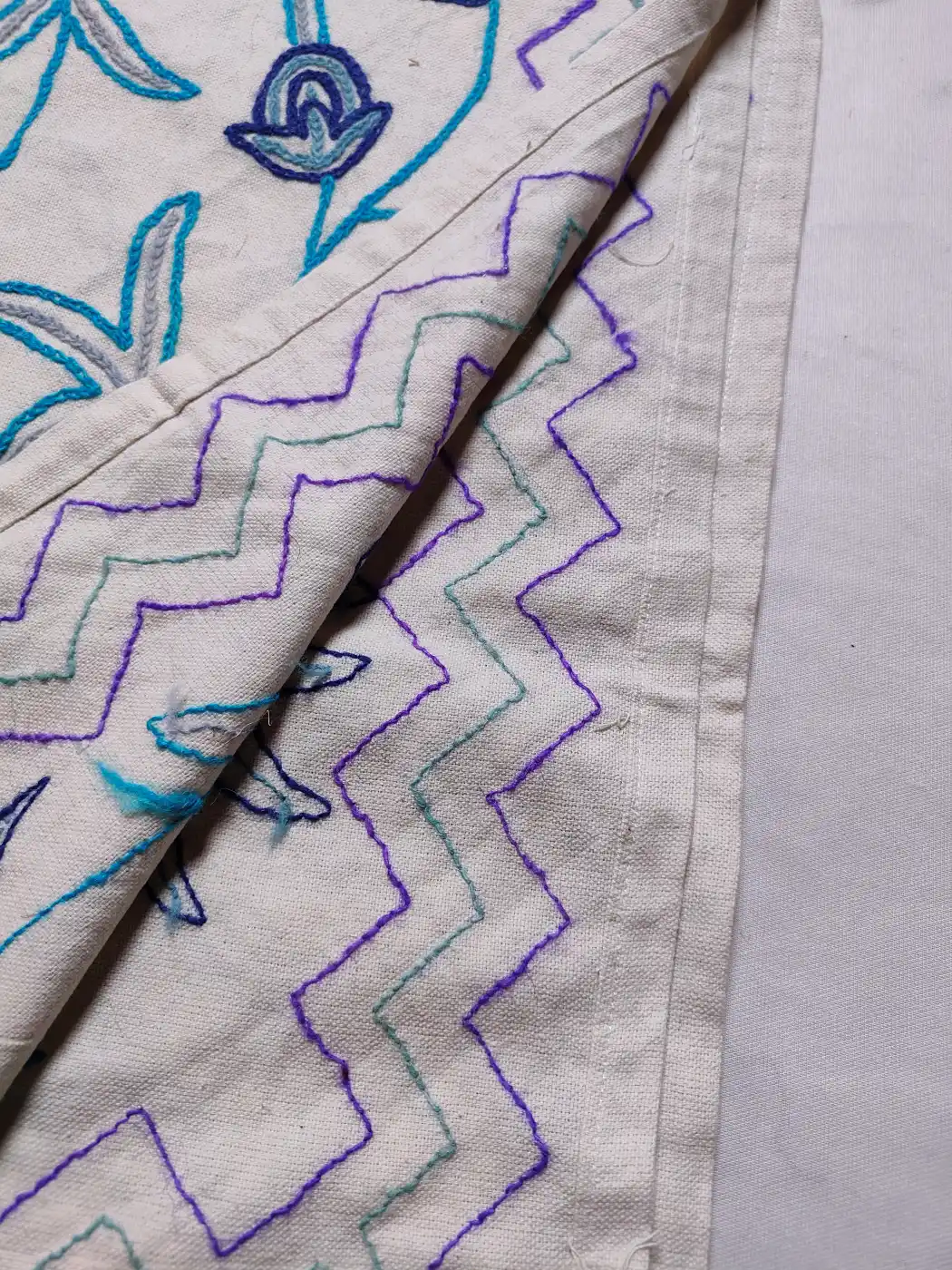 Kashmiri Bed and Pillow Cover with Kasheed Hand Crewel Embroidery
