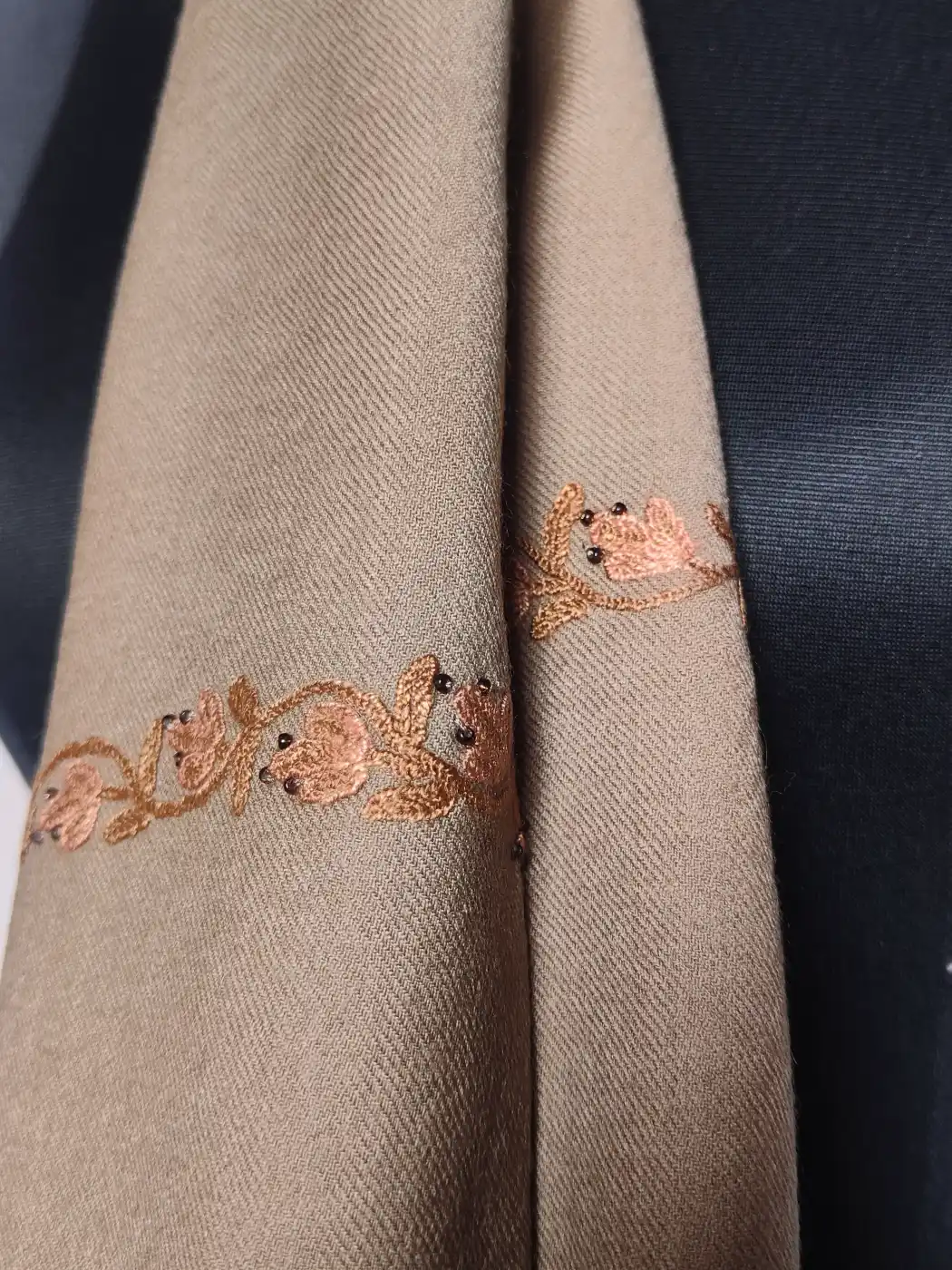 Beige Kashmiri 64 Count Muffler with Hand Aari Embroidery Kohsar - Image 3