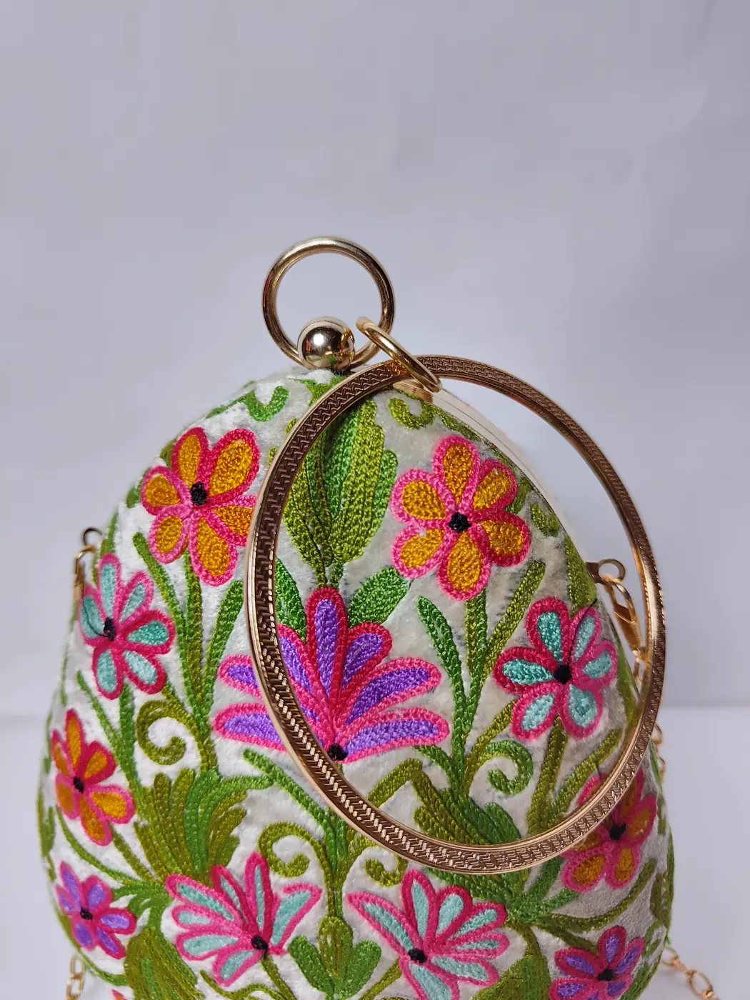 Kashmiri Cream Almond-Shaped Clutch Bag with Aari Embroidery and Sling - Image 3