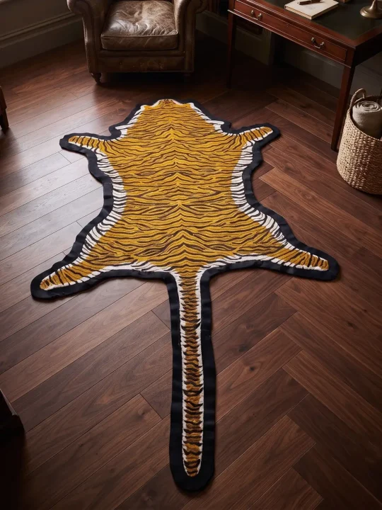 Kashmiri Handmade Tiger Rug with Wool Chain Stitch Embroidery | 8.5 x 4.4