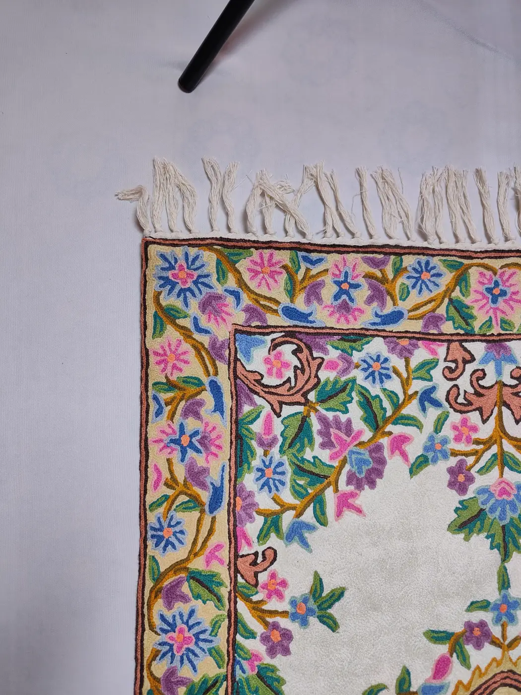 White Table Runner from Kashmir in with Elegant Hand Embroidery (8×2.5 ft) - Image 3