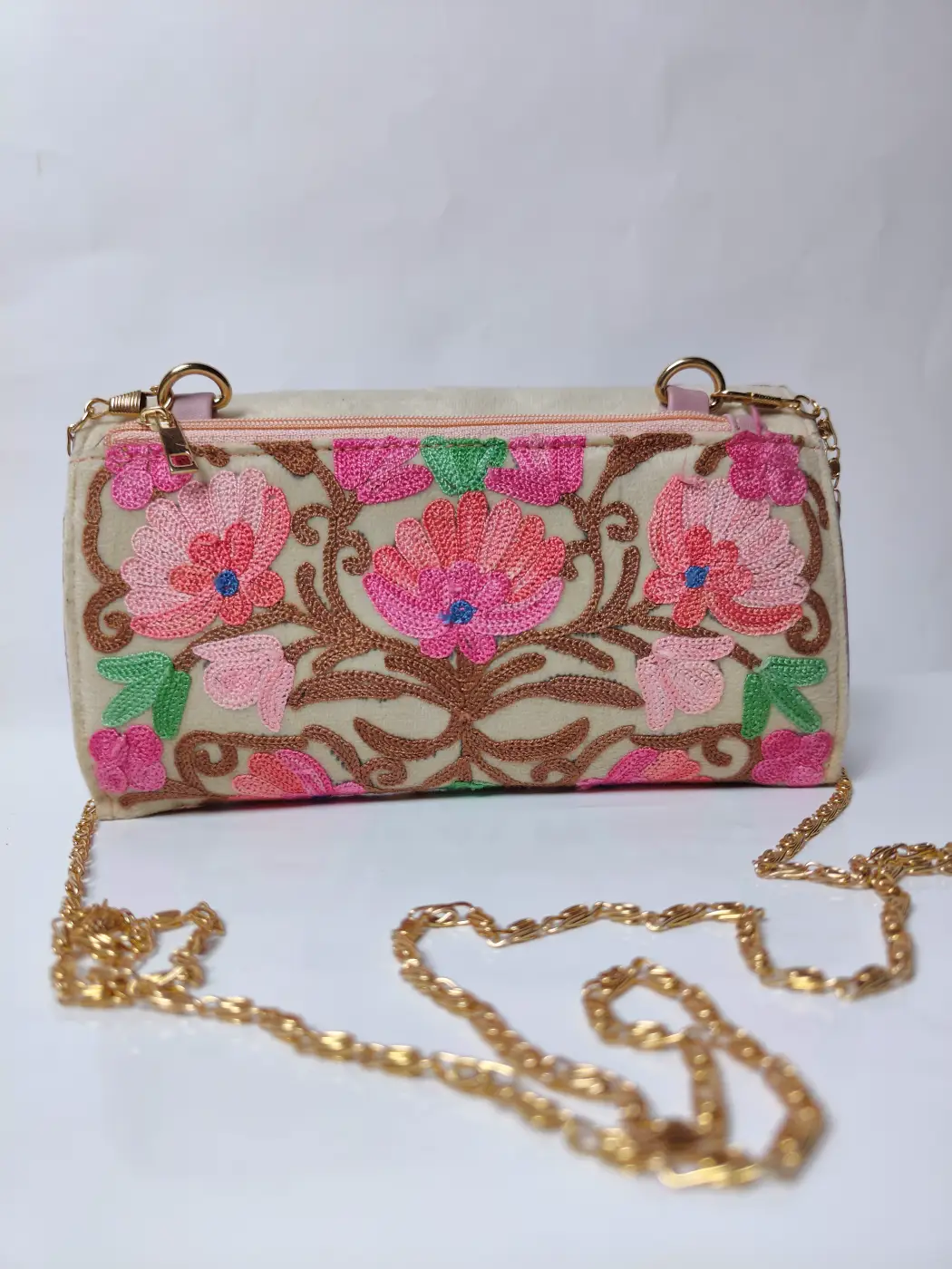 Kashmiri Sling Wallet in Beige with Aari Embroidery Baagh - Image 3