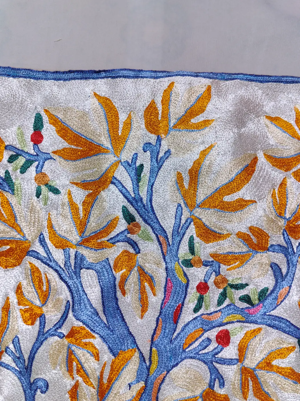 Parbat Kashmiri Wall-hanging with Hand Chain-stitch Embroidery (3x2 ft) - Image 2