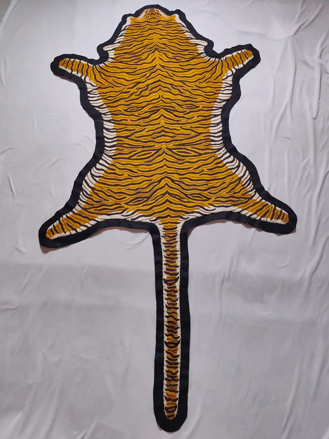 Kashmiri Handmade Tiger Rug with Wool Chain Stitch Embroidery | 8.5 x 4.4 - Image 2