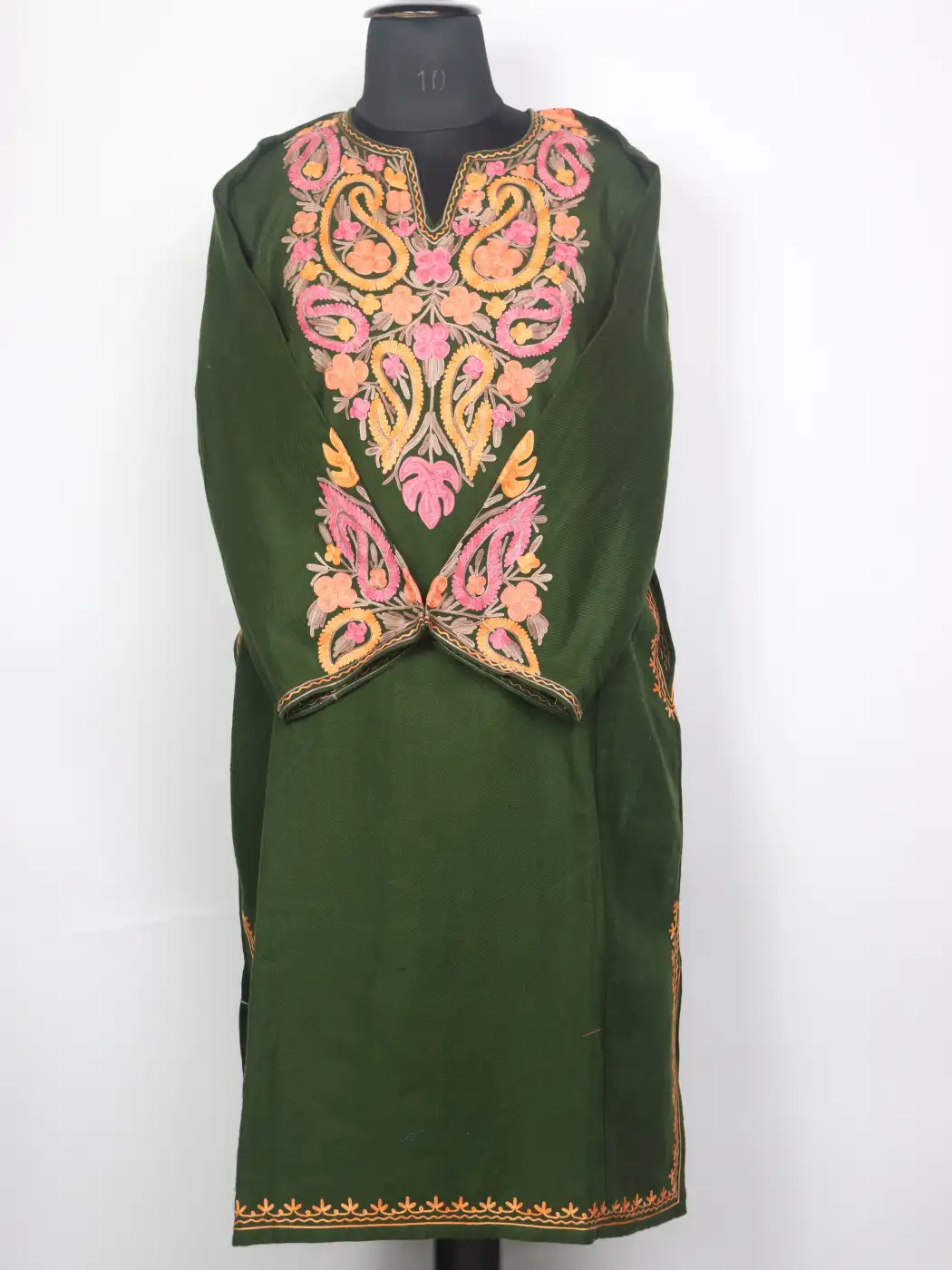 Kashmiri Dark Green Mehfil Cashmilon Pheran for Women with Sleeve Point Aari Embroidery