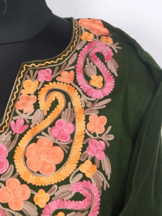 Kashmiri Dark Green Mehfil Cashmilon Pheran for Women with Sleeve Point Aari Embroidery - Image 3