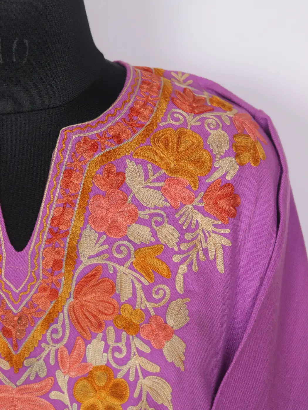 Rangrez Kashmiri Purple Cashmilon Pheran for Women with Floral Aari Sleeve Point Work - Image 3