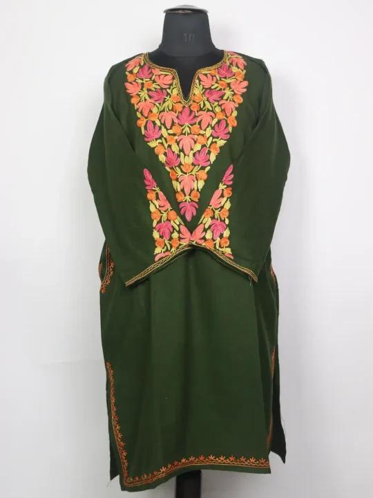 Nusrat Kashmiri Dark Green Cashmilon Pheran for Women with Sleeve Point Aari Kaam