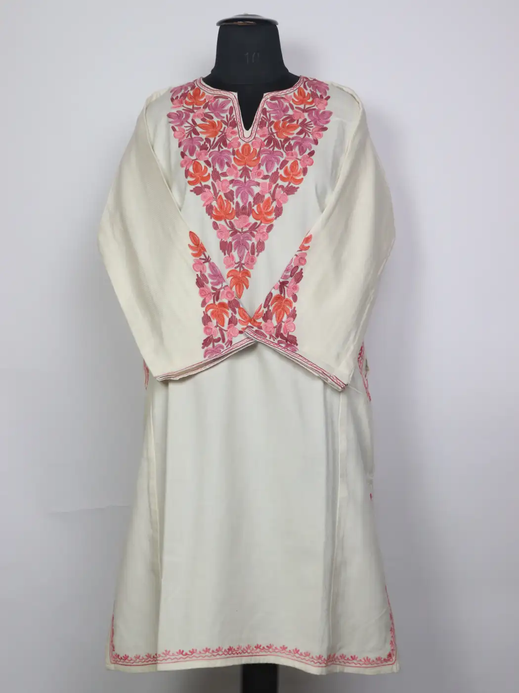 Kashmiri Off-White Cashmilon Pheran for Women Gulab with Sleeve Point Aari Embroidery