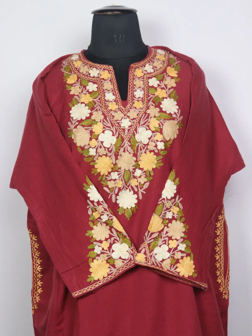 Farhana Kashmiri Soft Pink Cashmilon Pheran for Women with Sleeve Point Aari Kaam - Image 2
