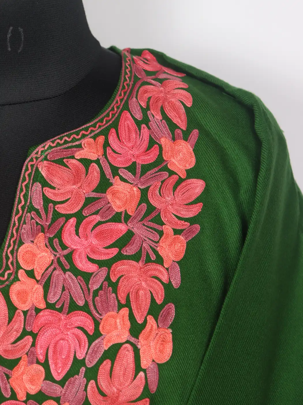 Kashmiri Green Cashmilon Pheran for Women Zooni with Sleeve Point Chinar Aari Kadhai - Image 3