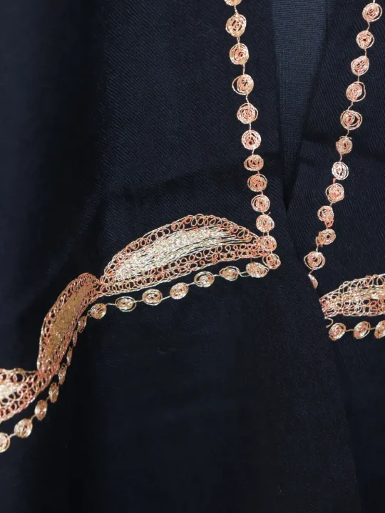Kashmiri Toosha Stole for Women with Botte Tilla Embroidery | Siyaah Rooh - Image 3