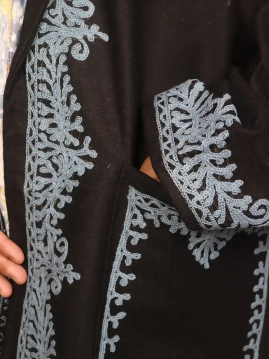 Numaish Kashmiri Woolen Gown for Men with Hand Aari Work - Image 3