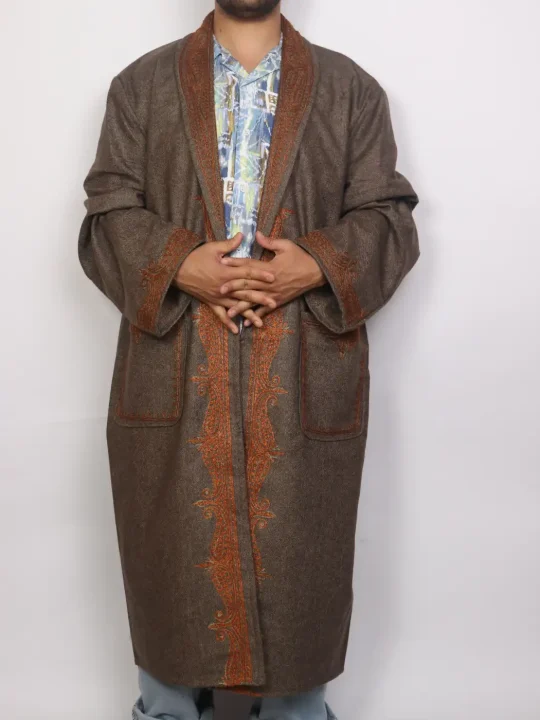 Jazbaat Kashmiri Woolen Gown for Men with Hand Aari Kadhai