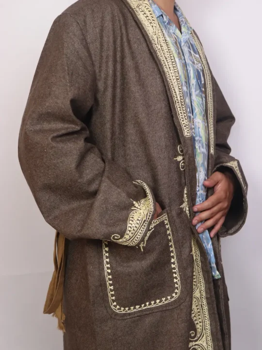Kashmiri Riwaayat Brown Woolen Gown for Men with Cream Aari Handwork - Image 2