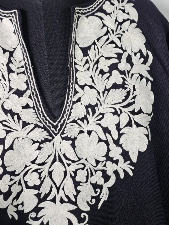 Wazwaan Black Kashmiri Poncho for Women with Aari Work - Image 3