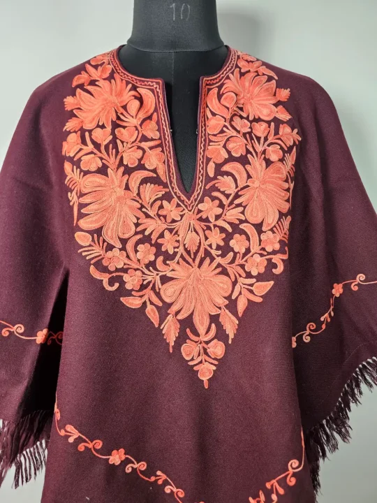 Nazm Maroon Kashmiri Poncho for Women with Aari Work - Image 2