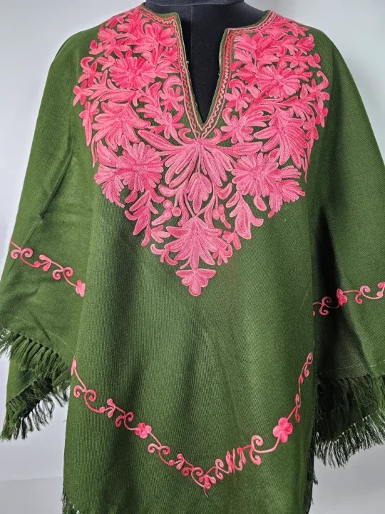 Roshni Green Kashmiri Poncho for Women with Aari Work - Image 2